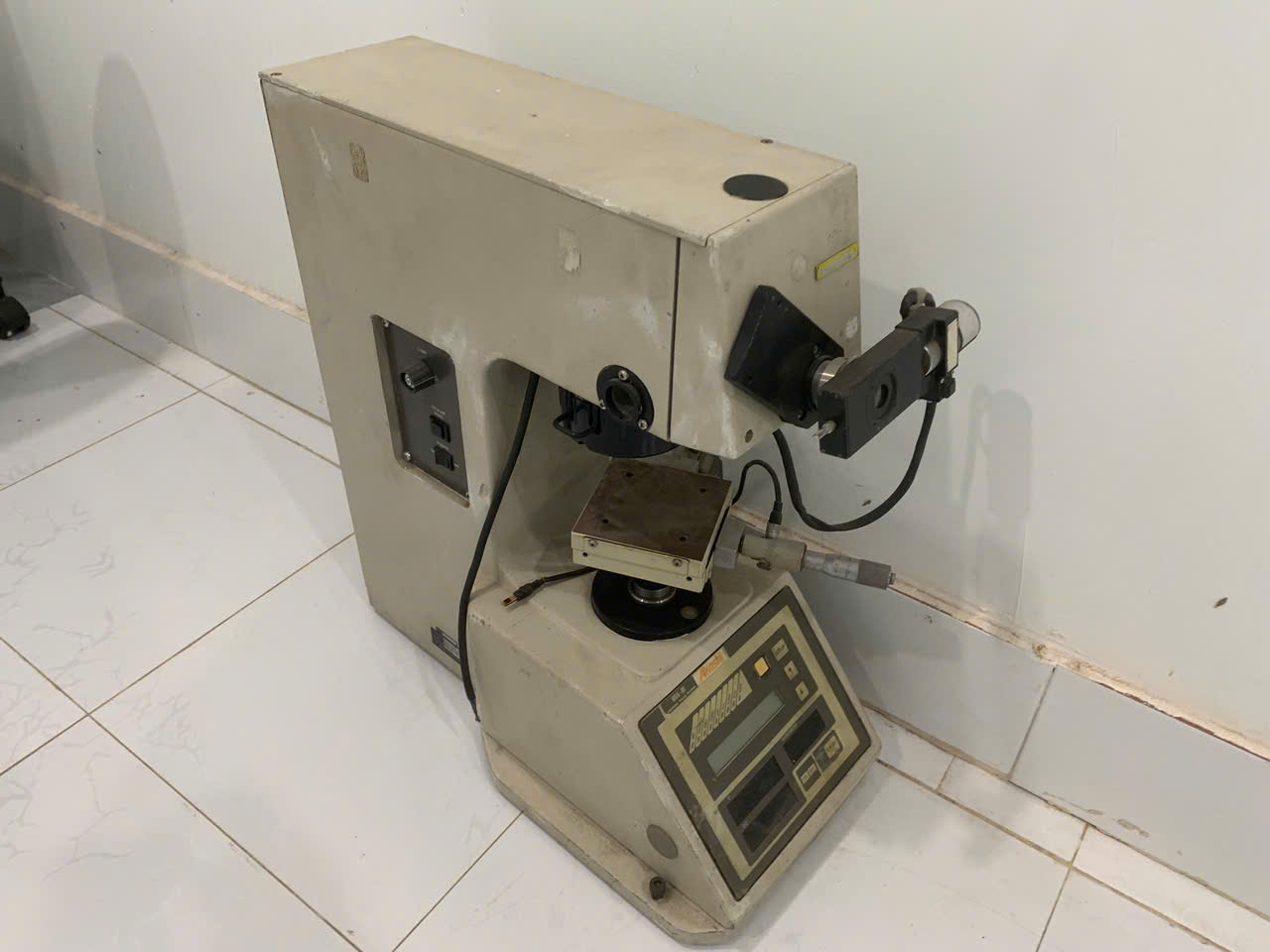 Hardness testing machine.jpg